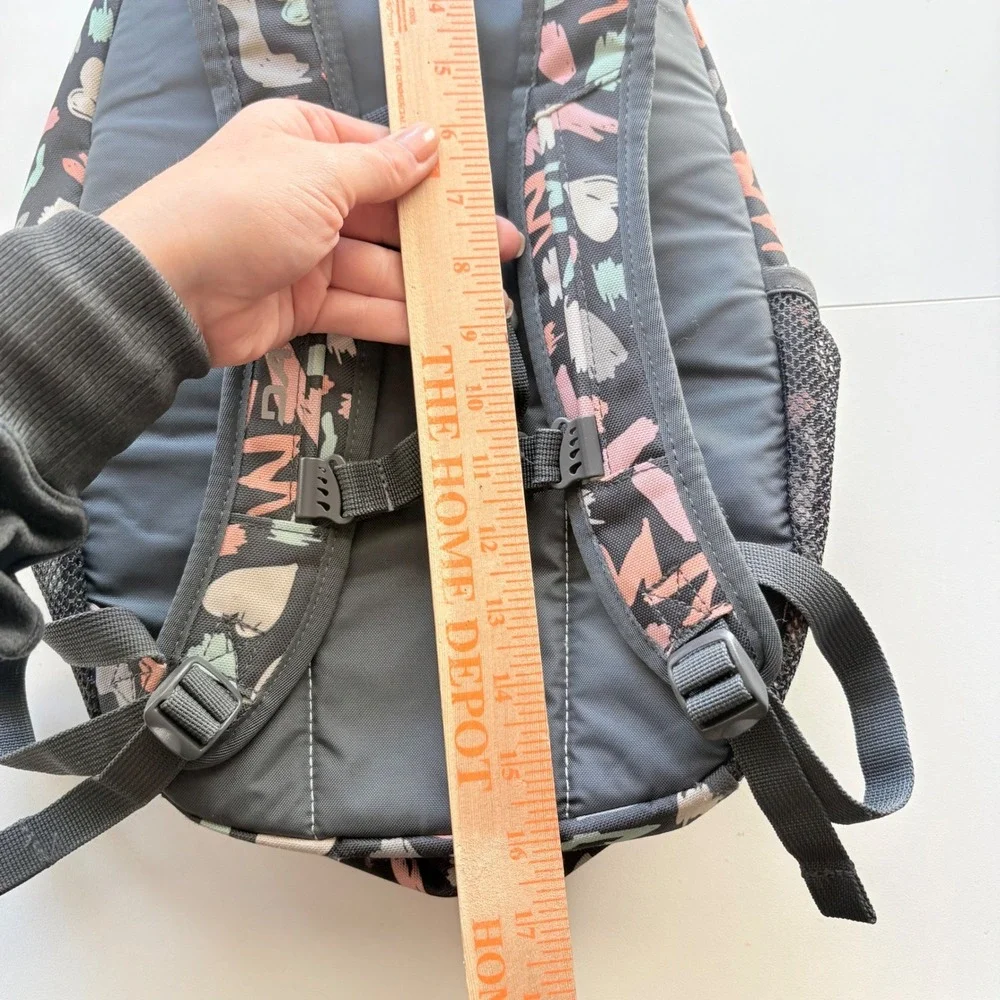 Dakine Campus Mini 18L Backpack Kids Grey Pink Abstract Heart‎ Print 10001433